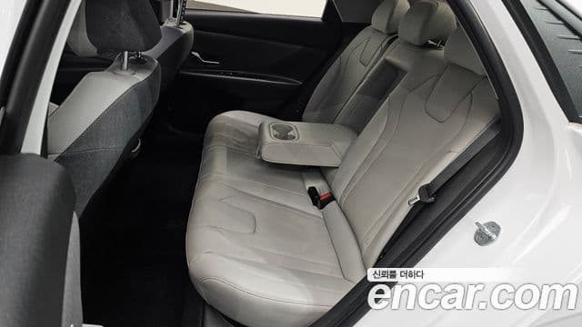Hyundai Avante 2021 — ფოტო 10/20