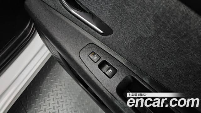 Hyundai Avante 2021 — ფოტო 16/20