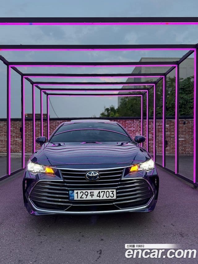 Toyota Avalon 2021 — Фото 3/20