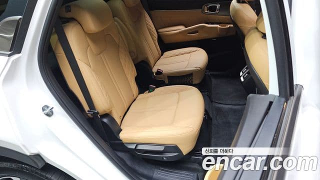 Kia Sorento 2022 — Фото 12/20