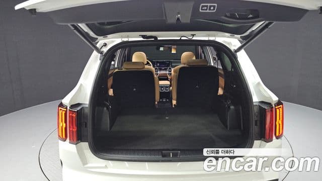 Kia Sorento 2022 — Фото 20/20