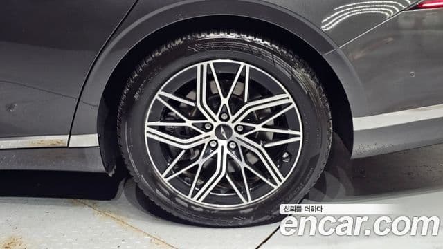 Genesis G90 2022 — Şəkil 19/31
