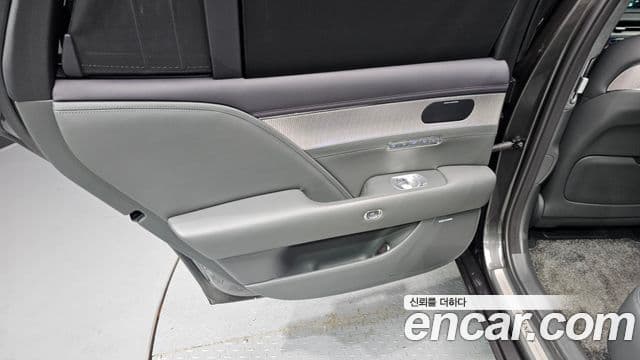 Genesis G90 2022 — Şəkil 7/31