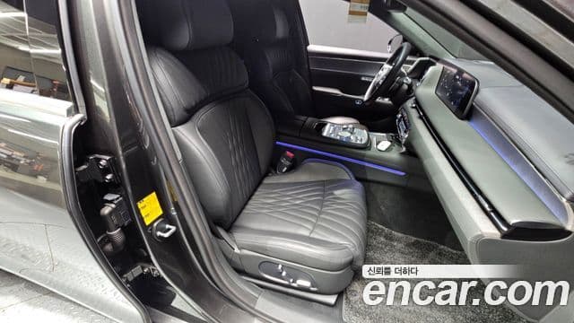Genesis G90 2022 — Şəkil 24/31