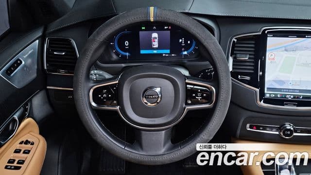 Volvo XC90 2023 — Фото 13/20