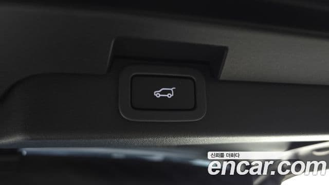 Land Rover Discovery 5 2019 — Şəkil 19/20