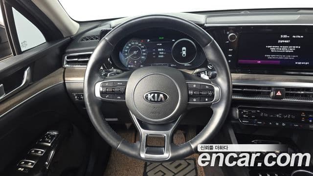 Kia K5 2020 — ფოტო 13/20