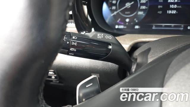 Kia K5 2020 — ფოტო 19/20