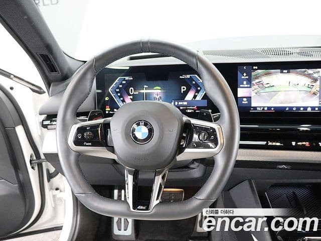BMW 5 Series 2024 — Şəkil 9/20