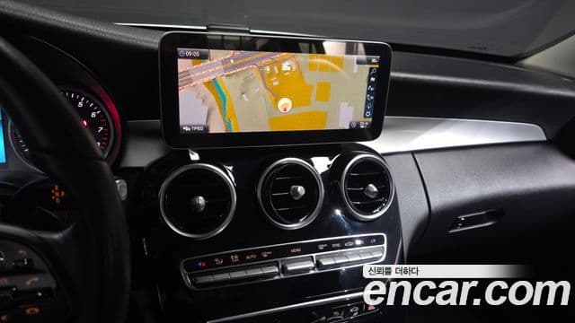 Mercedes-Benz C-Class 2019 — Şəkil 15/20