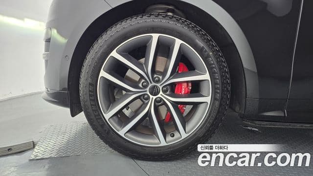 Land Rover Range Rover Sport 2026 — ფოტო 5/20