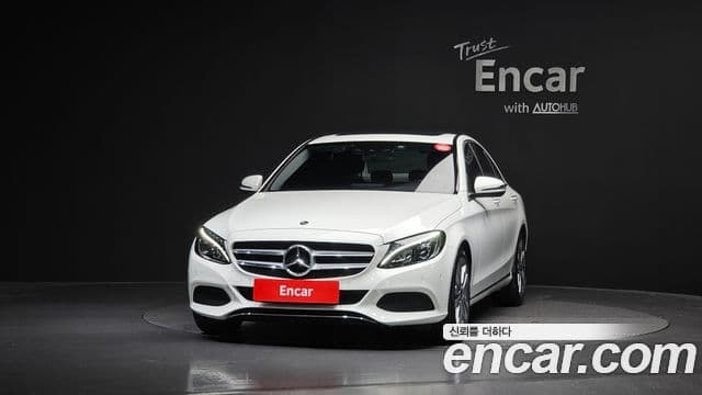 Mercedes-Benz C-Class 2018 — Şəkil 9/31