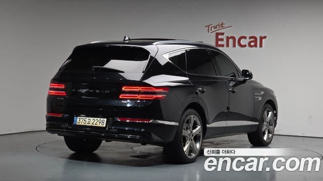 Genesis GV80 2020 — ფოტო 2/20