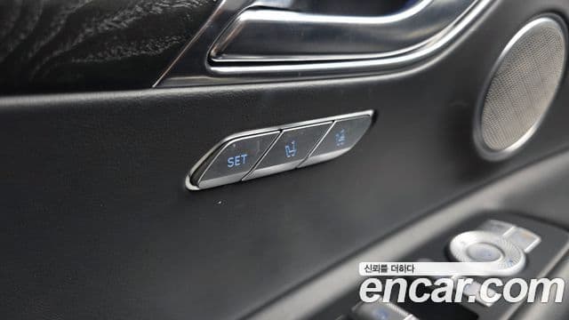 Genesis GV80 2020 — Şəkil 38/39