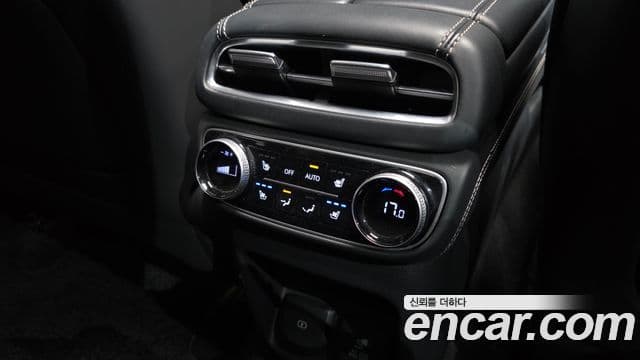 Genesis GV80 2020 — Şəkil 22/39