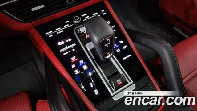 Porsche Cayenne 2023 — Şəkil 9/20