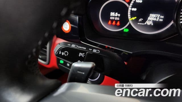 Porsche Cayenne 2023 — Photo 2/37