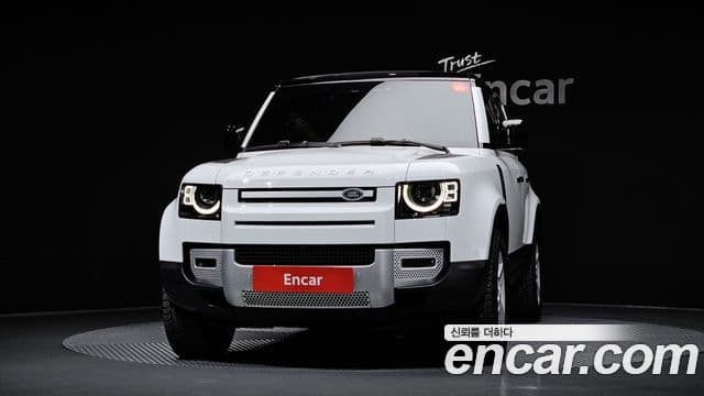 Land Rover Defender 2020 — ფოტო 2/20