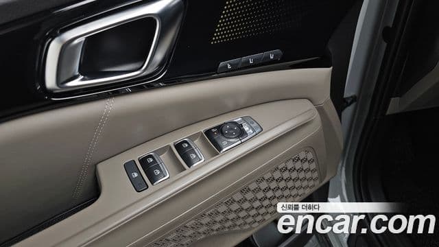 Kia Carnival 2025 — Şəkil 18/20