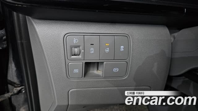 Hyundai Staria 2021 — ფოტო 14/20