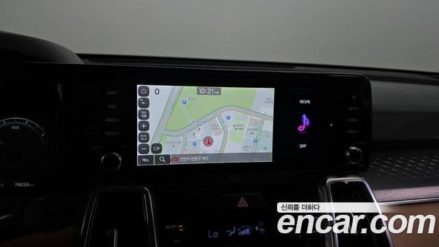 Kia Sorento 2022 — ფოტო 13/20