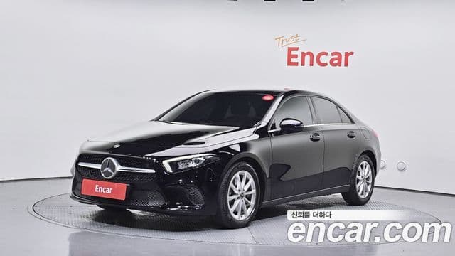 Mercedes-Benz A-Class 2020 — Фото 1/20