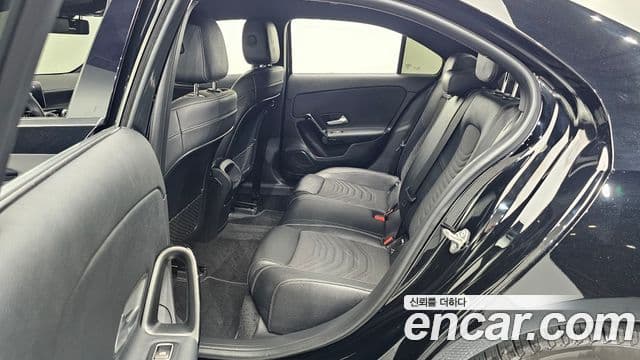 Mercedes-Benz A-Class 2020 — Фото 11/20