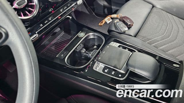 Mercedes-Benz A-Class 2020 — Фото 17/20