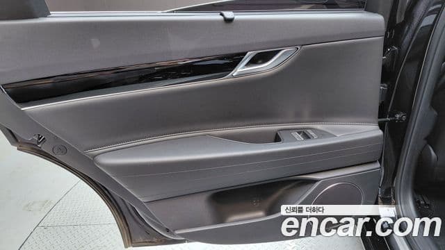 Genesis G80 2022 — Şəkil 17/30