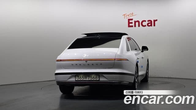 Hyundai Grandeur 2024 — ფოტო 4/20