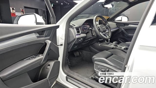 Audi Q5 2020 — ფოტო 10/20