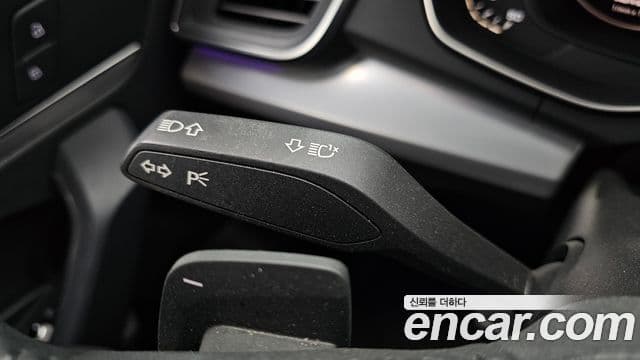 Audi Q5 2020 — ფოტო 23/33