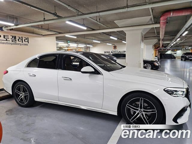Mercedes-Benz E-Class 2025 — Фото 3/20