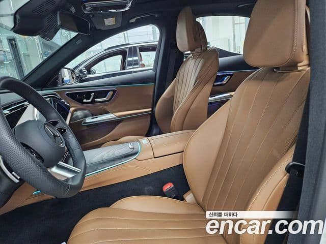 Mercedes-Benz E-Class 2025 — Фото 15/20