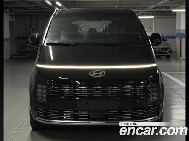 Hyundai Staria 2024 — ფოტო 7/7