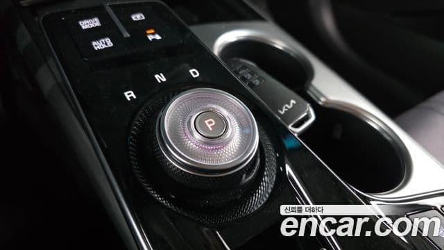 Kia K8 2022 — Şəkil 9/20