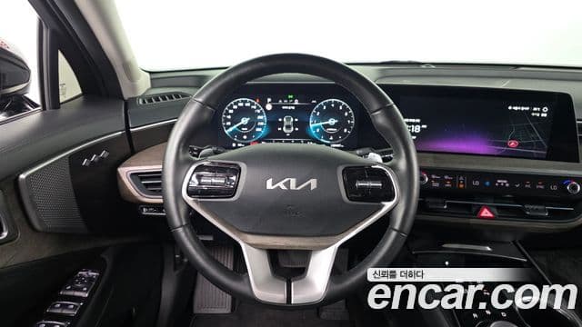 Kia K8 2022 — Şəkil 13/20
