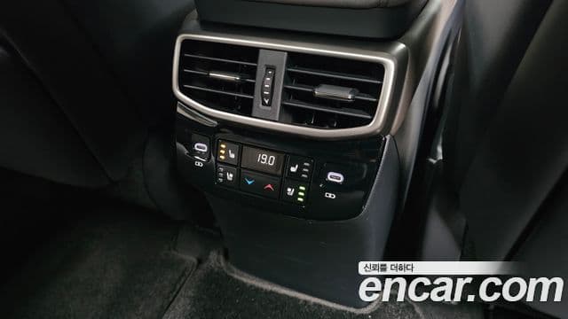 Lexus RX350h 2023 — Photo 30/31