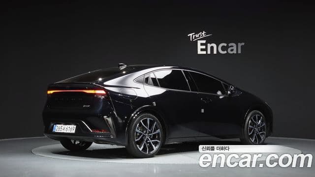 Toyota Prius 2026 — Photo 25/30