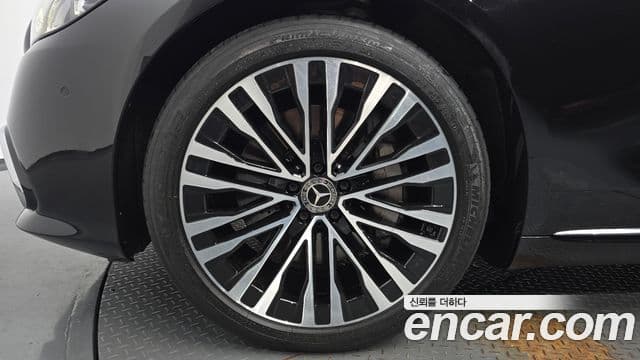 Mercedes-Benz S-Class 2021 — ფოტო 20/36