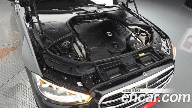 Mercedes-Benz S-Class 2021 — ფოტო 9/36