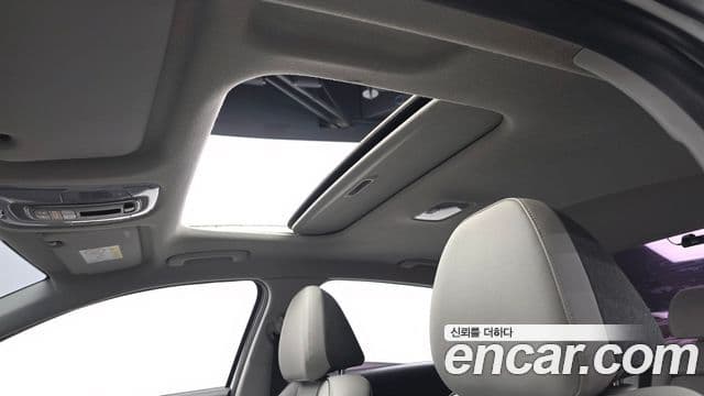Hyundai Avante 2021 — ფოტო 18/20
