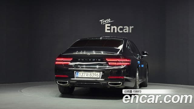 Genesis Electrified G80 2022 — ფოტო 4/20