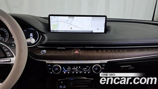 Genesis Electrified G80 2022 — ფოტო 14/20