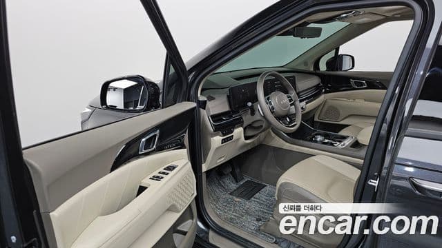 Kia Carnival 2024 — ფოტო 10/20