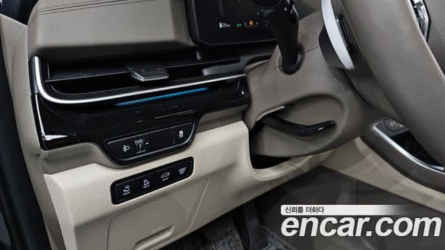 Kia Carnival 2024 — Photo 22/37