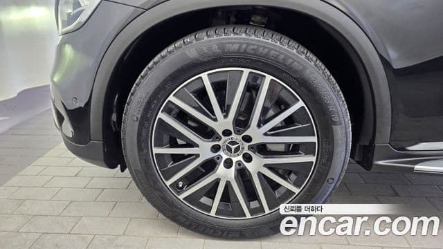 Mercedes-Benz GLC-Class 2021 — ფოტო 5/20