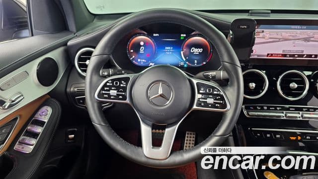 Mercedes-Benz GLC-Class 2021 — ფოტო 13/20