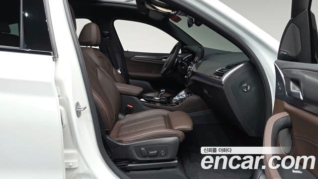 BMW X4 2025 — Photo 13/35