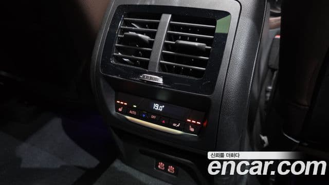 BMW X4 2025 — Photo 9/35